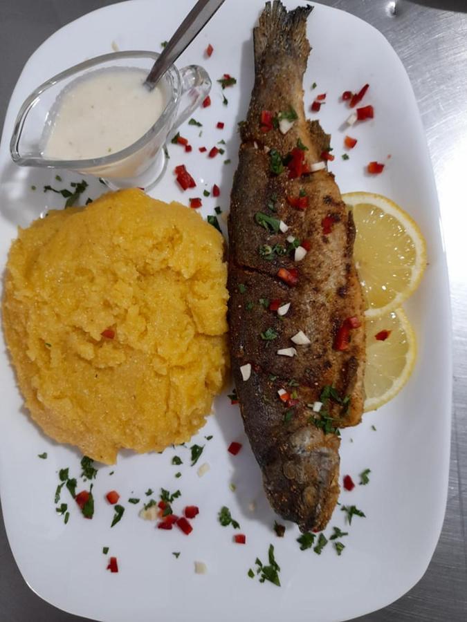 Cabana Dor De-Acas / Restaurant Dor De-Acas Gura Haitii Extérieur photo